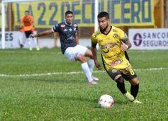 Foto de la galería: Crucero no pudo sumar de local en el Federal A