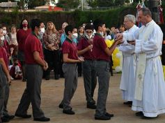 Foto de la galería: Madre de la Misericordia: Misa y Consagración de estudiantes en Posadas