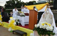 Foto de la galería: Madre de la Misericordia: Misa y Consagración de estudiantes en Posadas