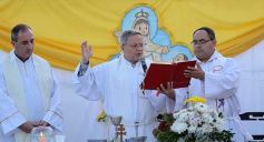 Foto de la galería: Madre de la Misericordia: Misa y Consagración de estudiantes en Posadas