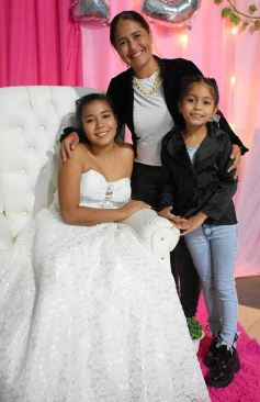 Foto de la galería: La noche soñada en los 15 años de Melisa Daniela Reyes