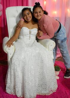 Foto de la galería: La noche soñada en los 15 años de Melisa Daniela Reyes