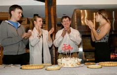 Foto de la galería: Noche de diversión en familia y con amigos en el cumple del empresario Claudio Wipplinger