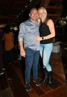 Foto de la galería: Noche de diversión en familia y con amigos en el cumple del empresario Claudio Wipplinger
