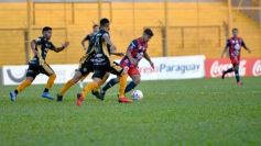 Foto de la galería: Con un empate de local Crucero se mantiene cerca de la punta en el Federal A