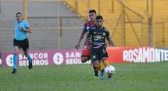 Foto de la galería: Con un empate de local Crucero se mantiene cerca de la punta en el Federal A