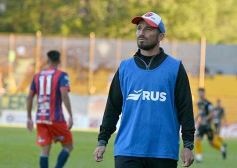 Foto de la galería: Con un empate de local Crucero se mantiene cerca de la punta en el Federal A