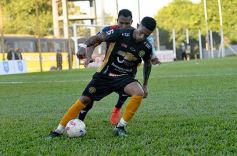 Foto de la galería: Con un empate de local Crucero se mantiene cerca de la punta en el Federal A