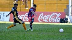 Foto de la galería: Con un empate de local Crucero se mantiene cerca de la punta en el Federal A