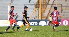 Foto de la galería: Con un empate de local Crucero se mantiene cerca de la punta en el Federal A