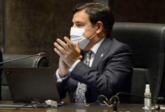 Foto de la galería: Diputados establecieron el Dia Provincial de la Cultura Misionera en honor a Juan Yaparí