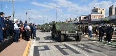 Foto de la galería: Encuentro patrio en el desfile del 25 de Mayo