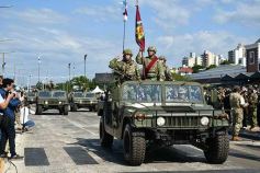 Foto de la galería: Encuentro patrio en el desfile del 25 de Mayo
