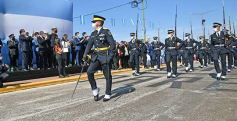 Foto de la galería: Encuentro patrio en el desfile del 25 de Mayo