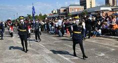 Foto de la galería: Encuentro patrio en el desfile del 25 de Mayo