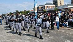 Foto de la galería: Encuentro patrio en el desfile del 25 de Mayo