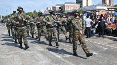 Foto de la galería: Encuentro patrio en el desfile del 25 de Mayo