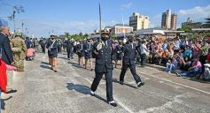 Foto de la galería: Encuentro patrio en el desfile del 25 de Mayo
