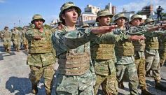 Foto de la galería: Encuentro patrio en el desfile del 25 de Mayo