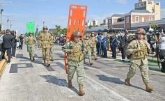 Foto de la galería: Encuentro patrio en el desfile del 25 de Mayo