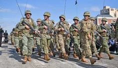 Foto de la galería: Encuentro patrio en el desfile del 25 de Mayo