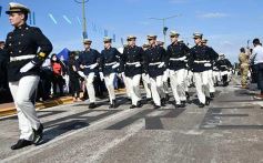 Foto de la galería: Encuentro patrio en el desfile del 25 de Mayo