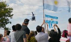 Foto de la galería: Encuentro patrio en el desfile del 25 de Mayo