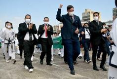 Foto de la galería: Encuentro patrio en el desfile del 25 de Mayo