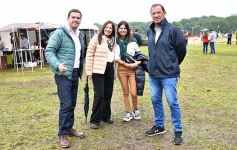 Foto de la galería: Remate en San José: más postales del encuentro y Torneo Hípico en el campo La Armonía