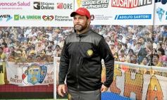 Foto de la galería: Volvió Ricardone: con la camiseta puesta ahora como DT