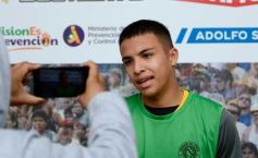 Foto de la galería: Volvió Ricardone: con la camiseta puesta ahora como DT