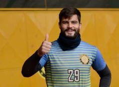 Foto de la galería: Volvió Ricardone: con la camiseta puesta ahora como DT