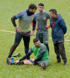 Foto de la galería: Volvió Ricardone: con la camiseta puesta ahora como DT