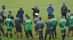 Foto de la galería: Volvió Ricardone: con la camiseta puesta ahora como DT