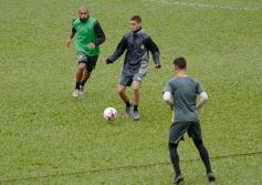 Foto de la galería: Volvió Ricardone: con la camiseta puesta ahora como DT