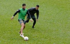 Foto de la galería: Volvió Ricardone: con la camiseta puesta ahora como DT