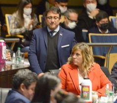 Foto de la galería: Legisladores sancionaron la ley de fomento de producción del jengibre misionero