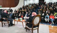 Foto de la galería: Conversatorio en el Saavedra: Reynaldo Sietecase encabezó una charla sobre periodismo en Posadas