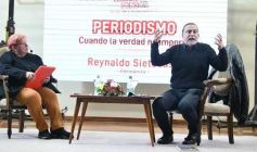 Foto de la galería: Conversatorio en el Saavedra: Reynaldo Sietecase encabezó una charla sobre periodismo en Posadas