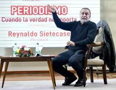 Foto de la galería: Conversatorio en el Saavedra: Reynaldo Sietecase encabezó una charla sobre periodismo en Posadas