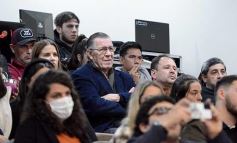 Foto de la galería: Conversatorio en el Saavedra: Reynaldo Sietecase encabezó una charla sobre periodismo en Posadas