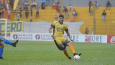 Foto de la galería: Crucero sumó de a tres en casa en el debut de Ricardone