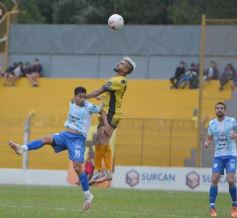 Foto de la galería: Crucero sumó de a tres en casa en el debut de Ricardone