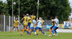 Foto de la galería: Crucero sumó de a tres en casa en el debut de Ricardone