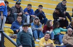 Foto de la galería: Crucero sumó de a tres en casa en el debut de Ricardone