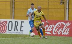 Foto de la galería: Crucero sumó de a tres en casa en el debut de Ricardone