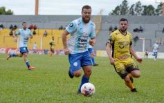 Foto de la galería: Crucero sumó de a tres en casa en el debut de Ricardone