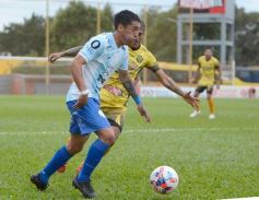 Foto de la galería: Crucero sumó de a tres en casa en el debut de Ricardone