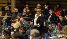 Foto de la galería: Legislatura en sesión: Diputados declararon Monumento Natural Provincial al Vencejo de Cascada