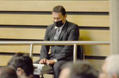 Foto de la galería: Legislatura en sesión: Diputados declararon Monumento Natural Provincial al Vencejo de Cascada